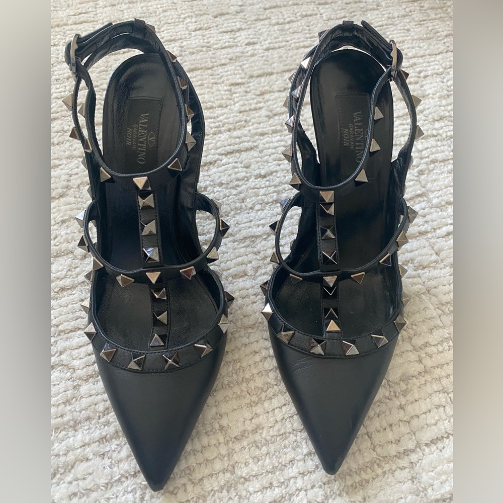 Valentino Rockstud Noir heels